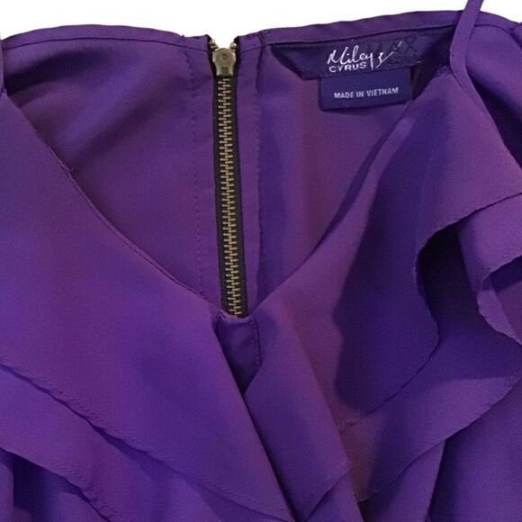 💜 Miley Cyrus Purple Ruffle Zip-Back Cami – Size M - Picture 4 of 9